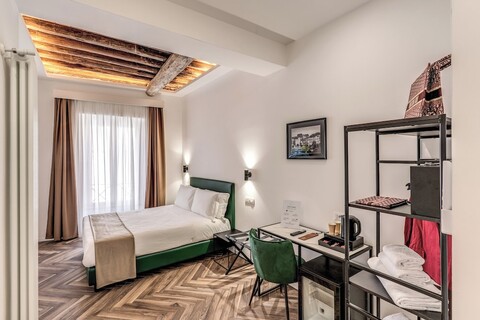 에페 럭셔리 룸스