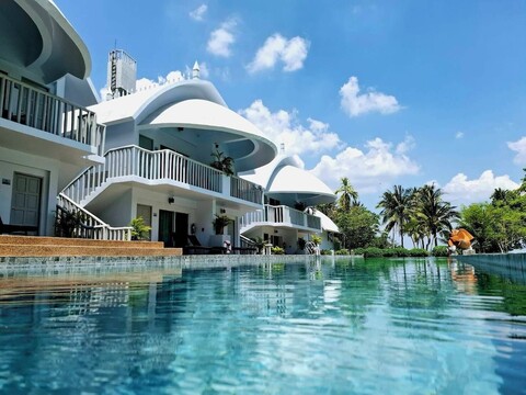 아라완 비치 리조트 크라비