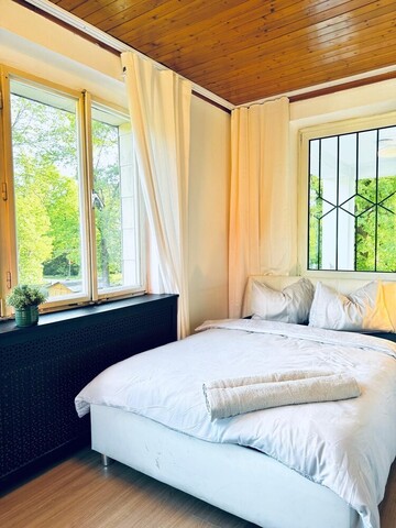 다뉴브 근처의 아늑한 정원 빌라, 16명 가능