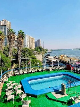 الباخرة ريفر بوت نايل كروز