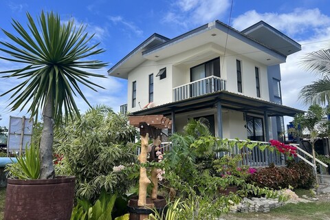 러버스 포인트 비치 프론트 리조트