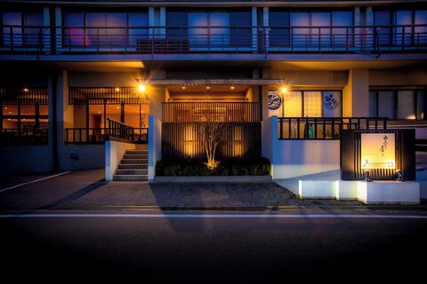 유야루루 사이사이