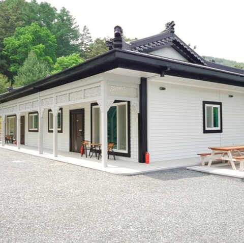 괴산 떡바위산장펜션