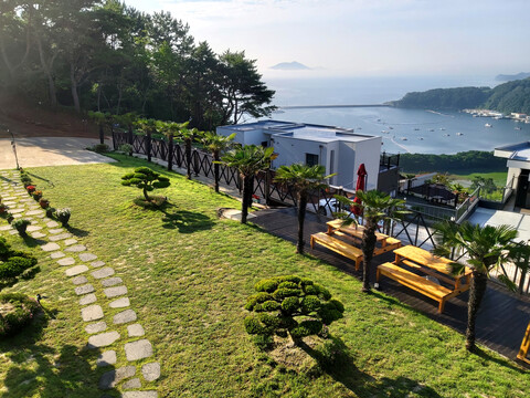 남해 하이네펜션