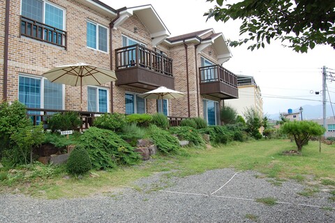 남해 여우비펜션