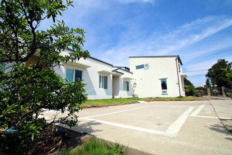 서귀포 샘모루펜션