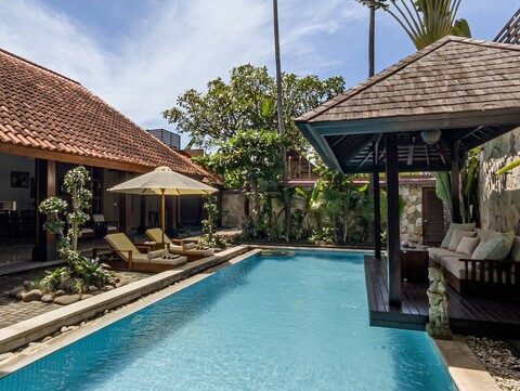 빌라 우마 페르티위 바이 나쿨라