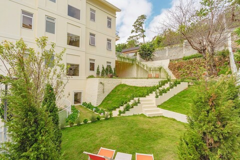 더 가드너 바이 웨다랏