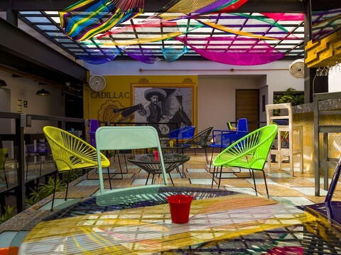 캐딜락 호텔 부티크