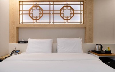 부산 하운드호텔 대연