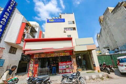 팹호텔 아만 인