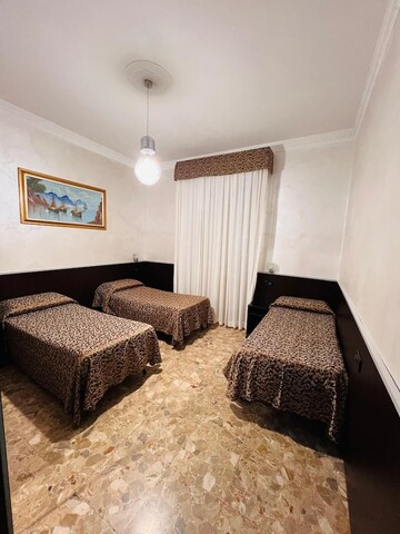 퍼니 홀리데이 로마