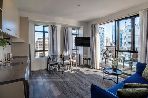 퀘스트 온 에덴