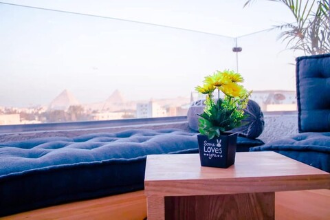 킹 피라미드 호텔