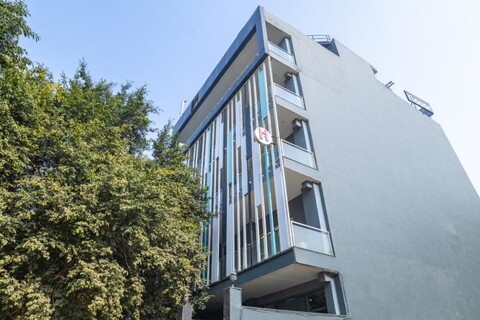 Housr Malibu Town Sohna Road Sector 47 Near Park Hospital Gurgaon