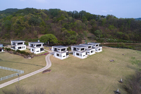 상주 제이앤제이풀빌라