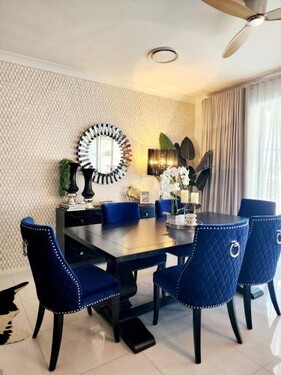 Entire house till 22-Apr - Modern Luxe Retreat Brisbane