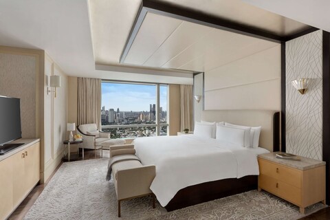 샹그릴라 더 포트, 마닐라