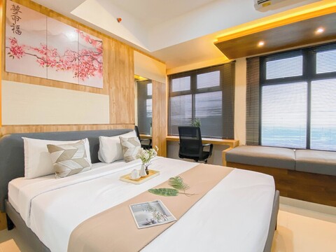 현대적이고 정교한 스튜디오 아파트먼트, 폴룩스 채드스톤