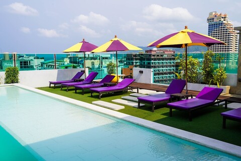 더 에임 파통 호텔