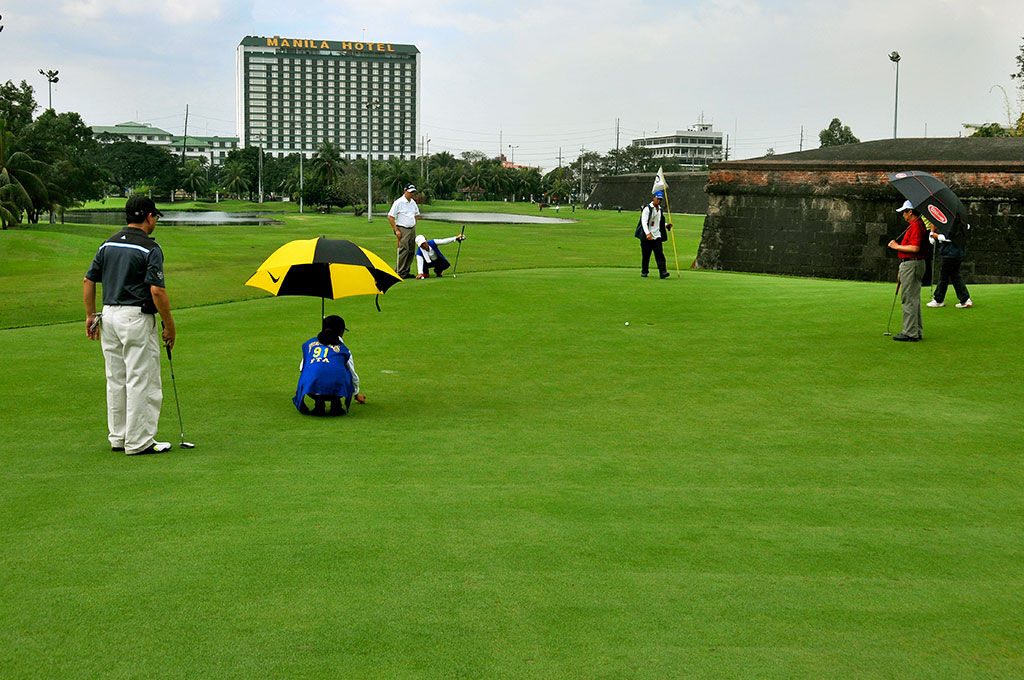 클럽 인트라무로스 골프(Club Intramruros Golf Club)