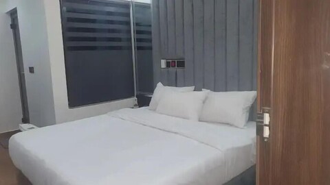 큐 넛츠 라운지 앤 스위트
