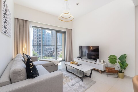 버즈 로얄의 스타일리시 어반 리빙