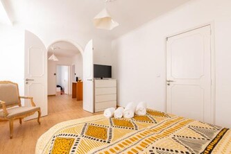 Modern Bairro Alto Rooms
