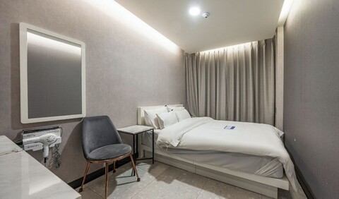 T7 호텔 무인텔 에버랜드점