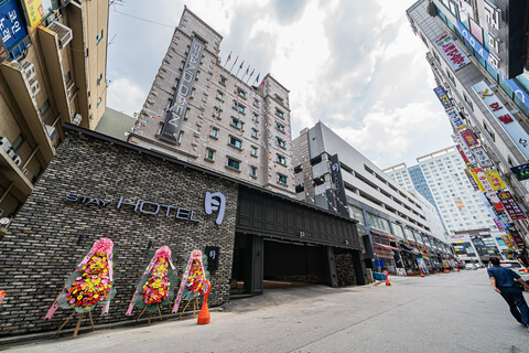 수원 영통 月 (월)