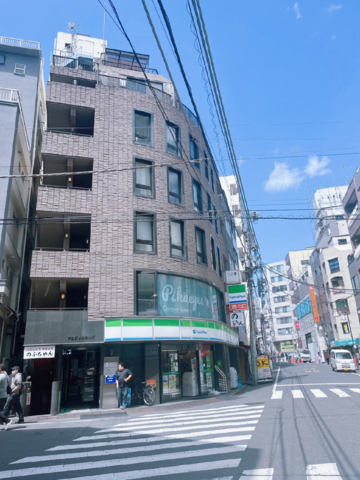 도쿄 홀리데이 호텔