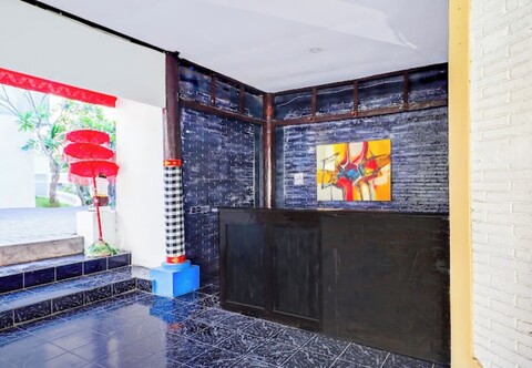 안나 쿠타 인 호텔