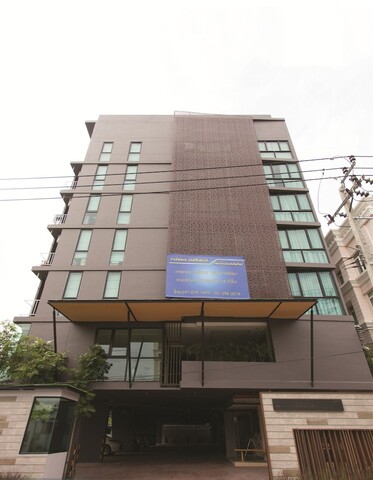 배르존 레지던스 시나카린 56