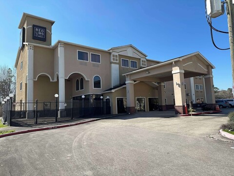 레드 라이온 인 & 스위트 IAH 공항 이스트