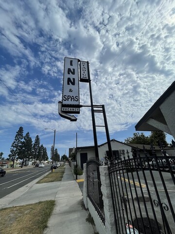 스타디움 인 & 스파