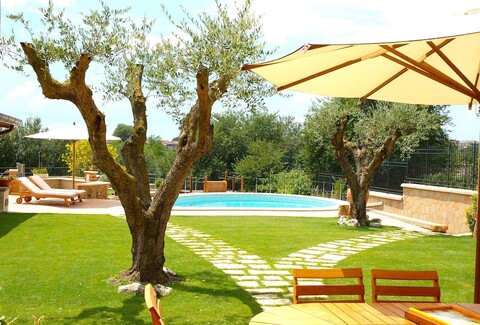 라 발레 데이 카살리 B&B