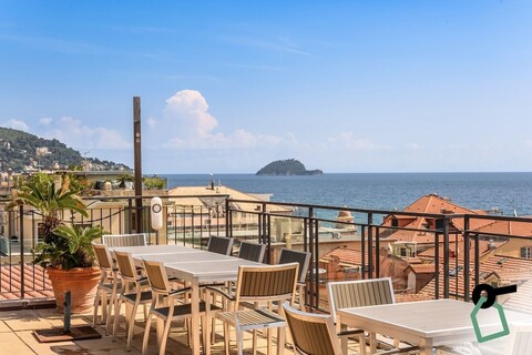 홀리데이 룸 컬렉션 - 알라시오 센트로