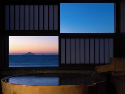 Isoarukinoyuyado Ushiogumo