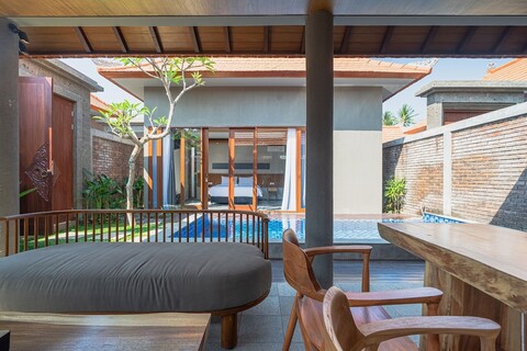 세레니아 빌라 아메드