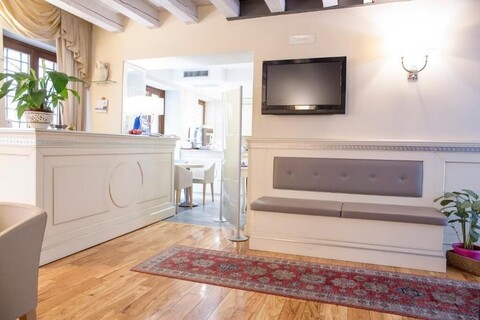 호텔 알 카스텔로