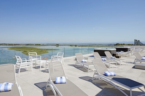 리바 팔라스 호텔