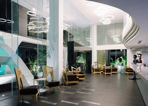 디 엑스트림 스위트