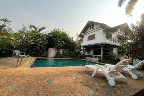 더 로열 쉴튼 리조트