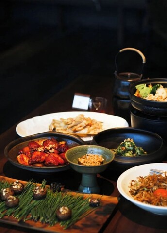 "베이스-산리툰 서비스 아파트"