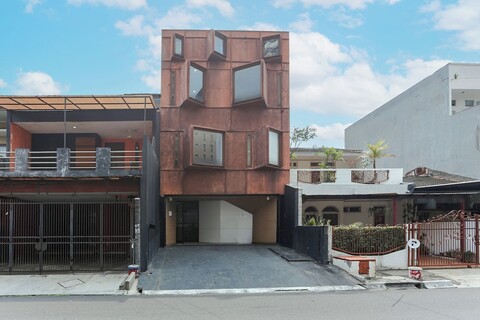 호텔 O 폰독 인다, 간다리아 시티 근처, 이전 오도리 레지던스