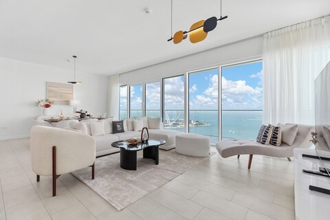 메종 프리베 - 조마노라비치에서 개방된 바다와 블루워터스 전망을 가진 업스케일 아파트