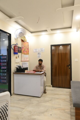 슈리 하리 니와스 페잉 게스트 하우스