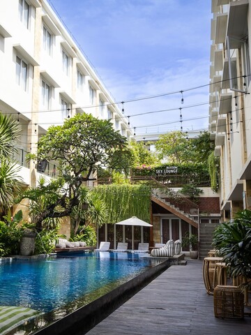 크리스탈쿠타 호텔 - 발리