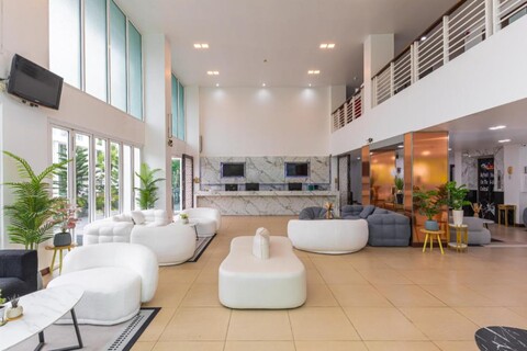 더 크리스 리조트 호텔