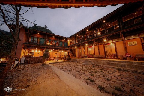 Dinh Đá H'Mong - Karsterly Rock Lodge